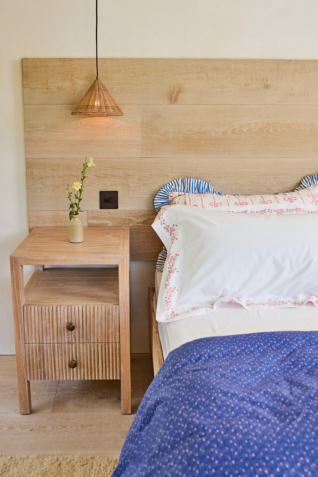 Berry Leaf Pillowcases