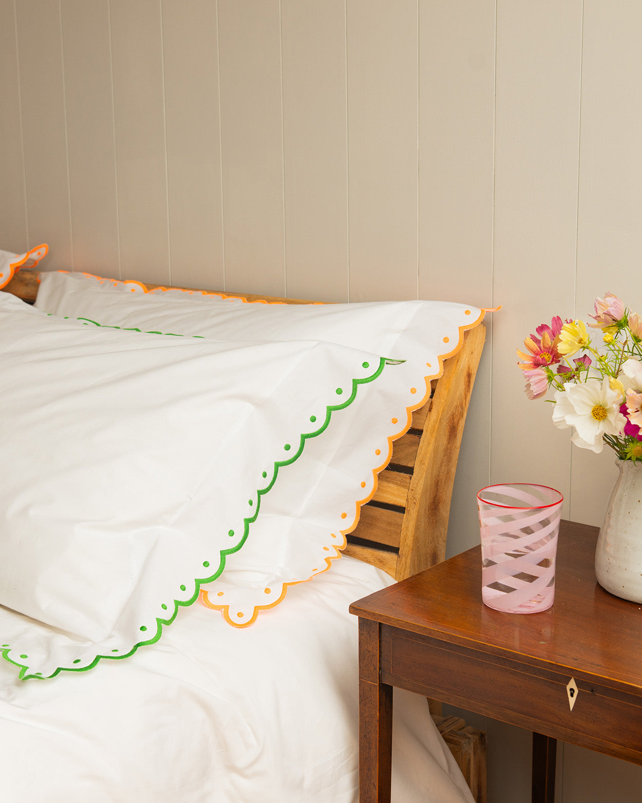 Green Scallop bordered set of 2 pillowcases