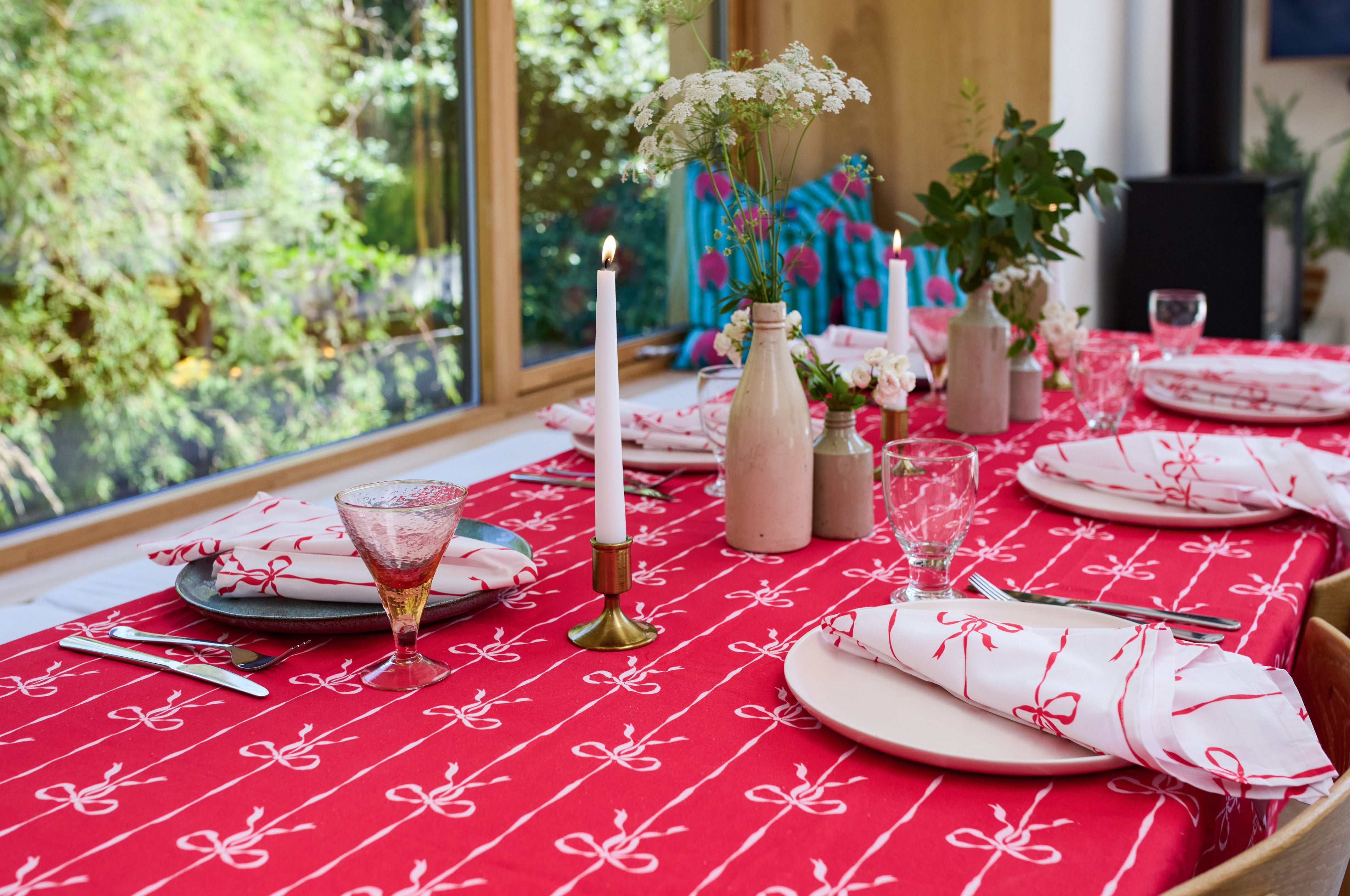 Red Bow Stripe Tablecloth