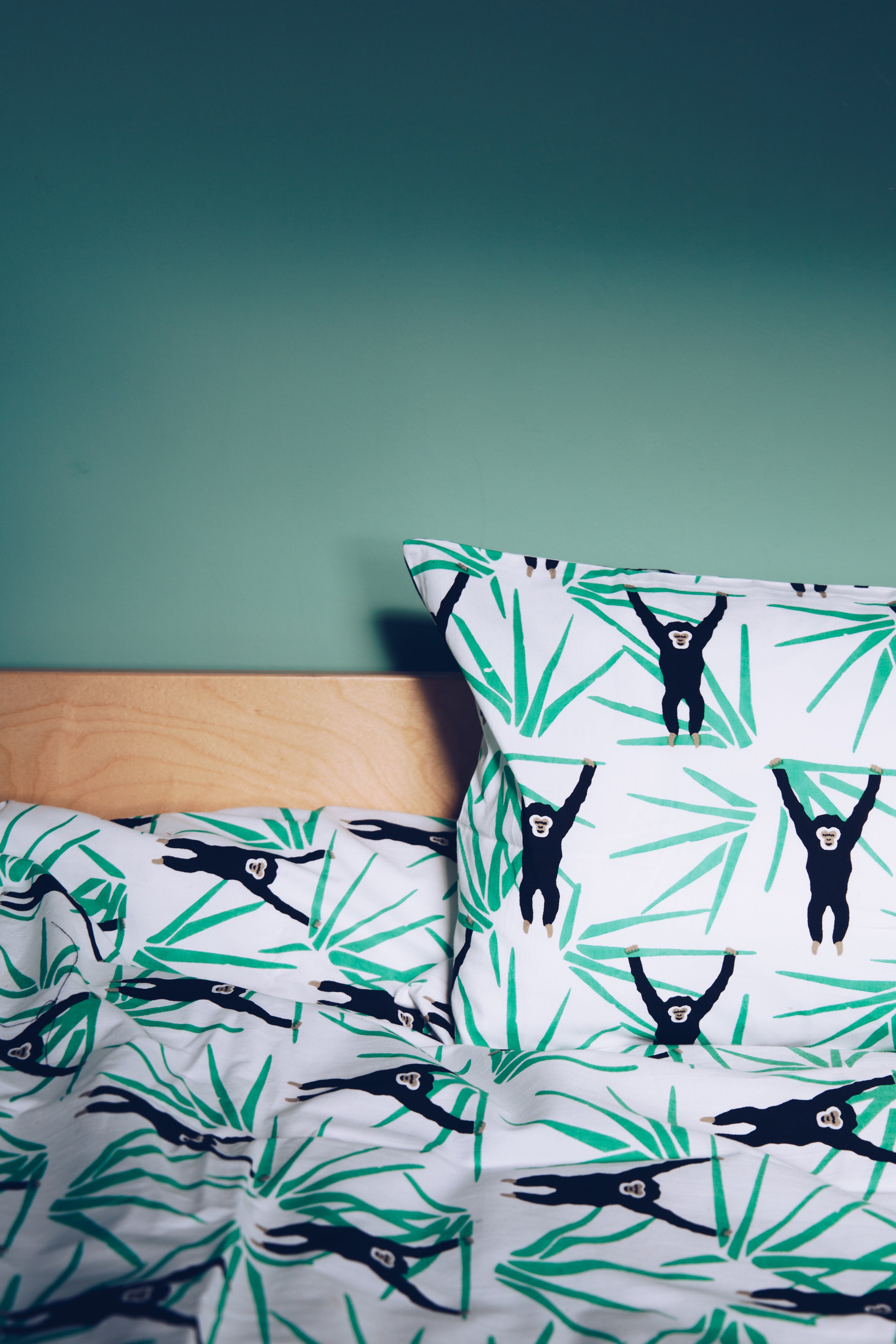 Monkey toddler cot bed duvet set