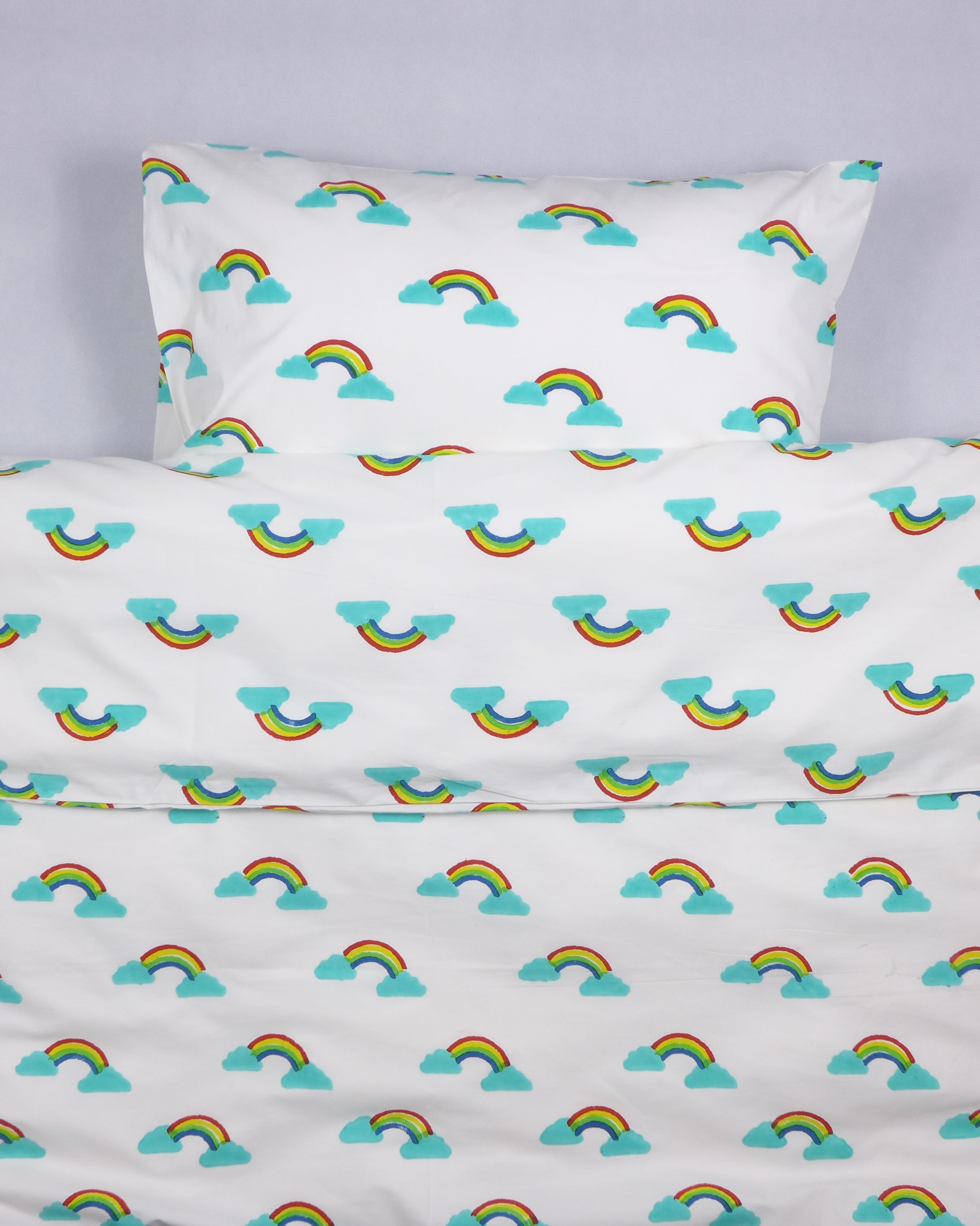 Rainbow toddler cot bed duvet set