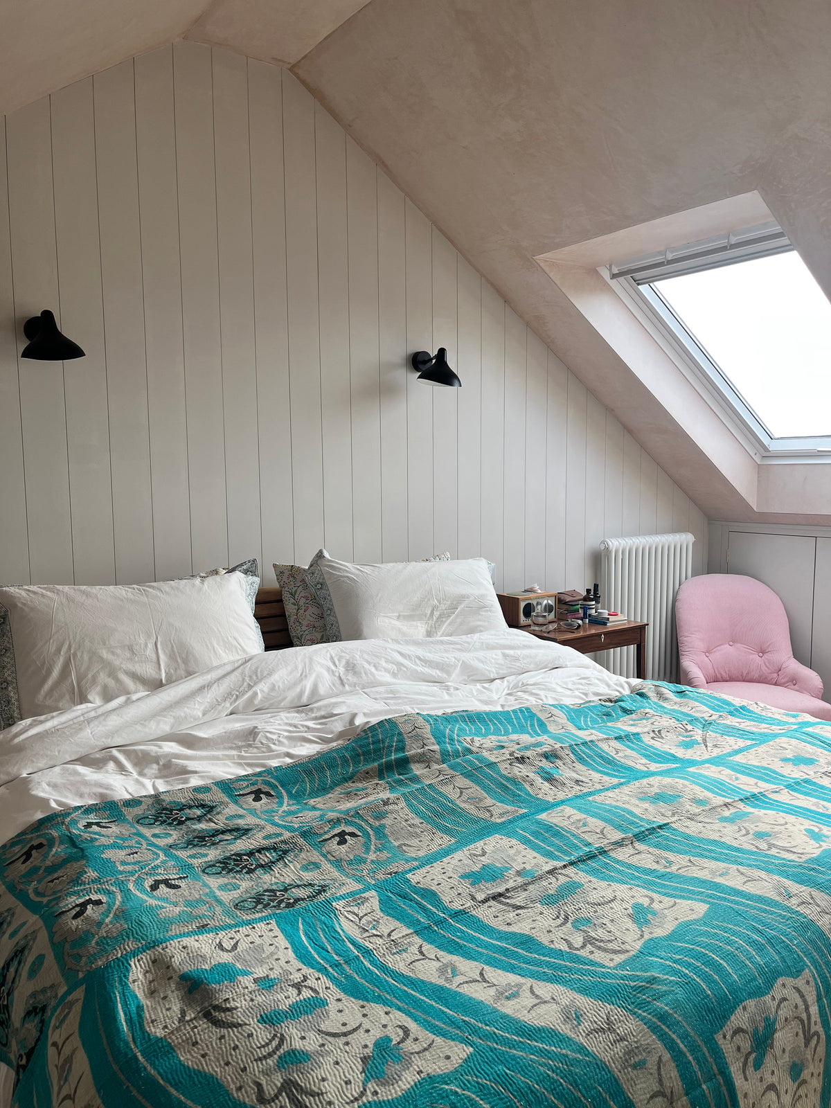 Turquoise Floral with purple scallop Reverse Kantha quilt