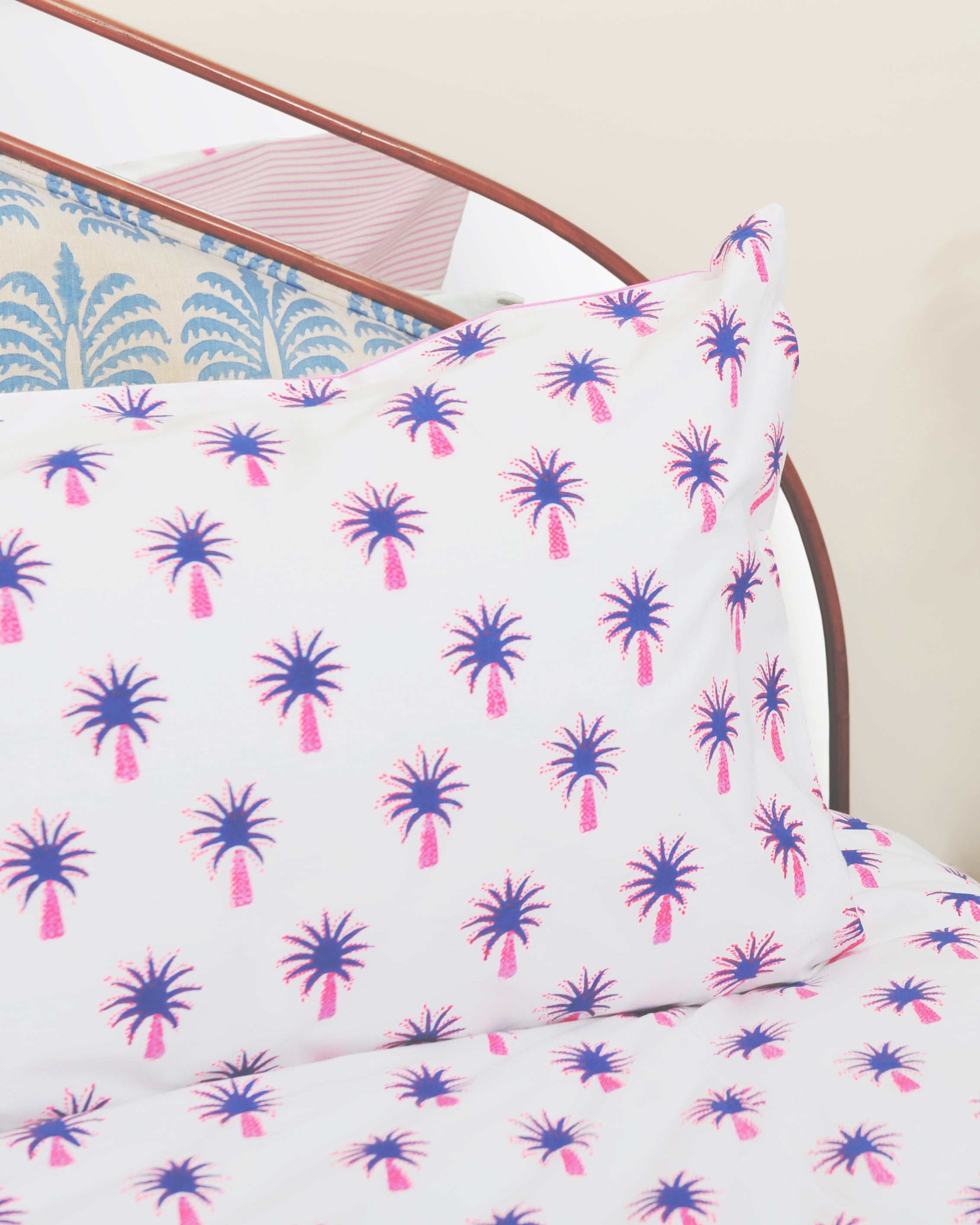 Pink palm single pillowcase