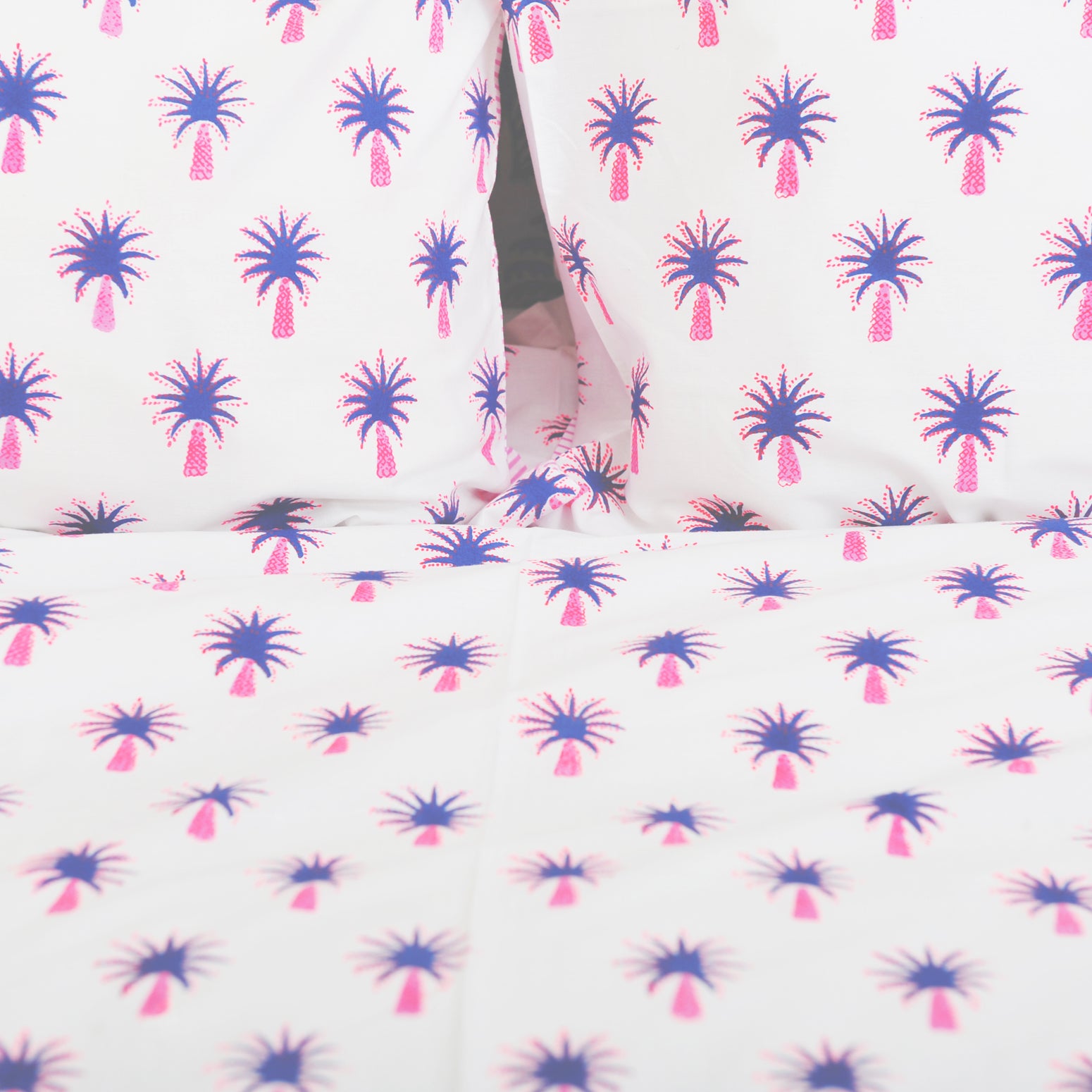 Pink palm tree duvet cover