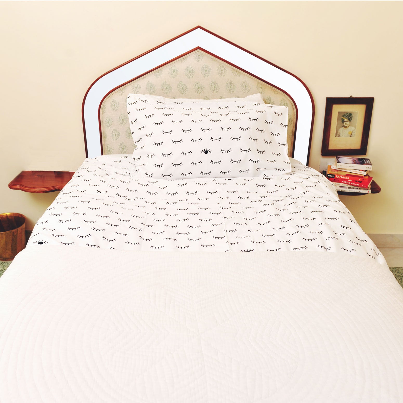 Sleepy wink bedding set