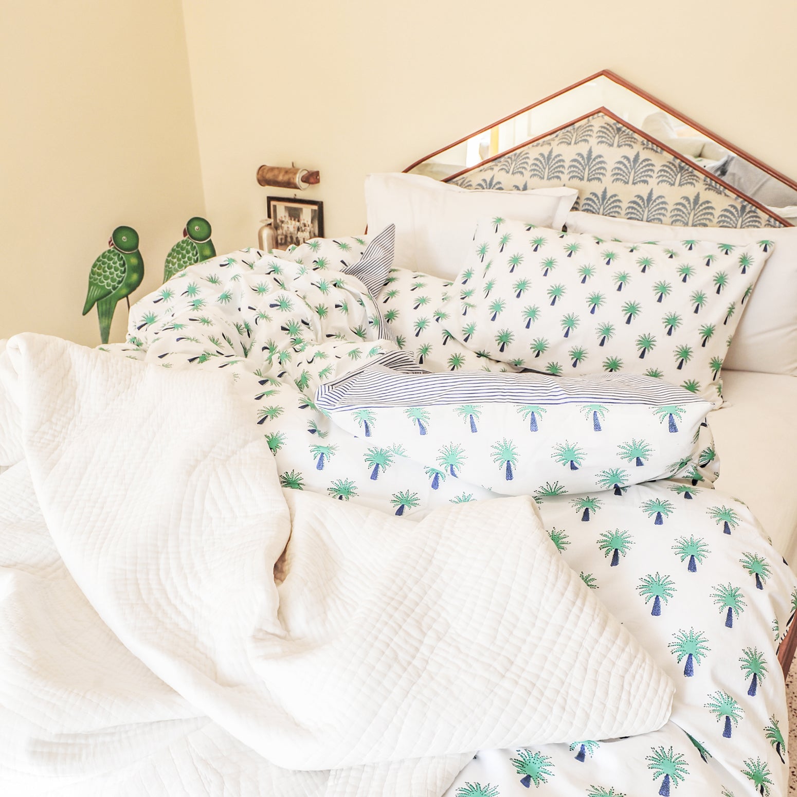Turquoise palm tree duvet cover
