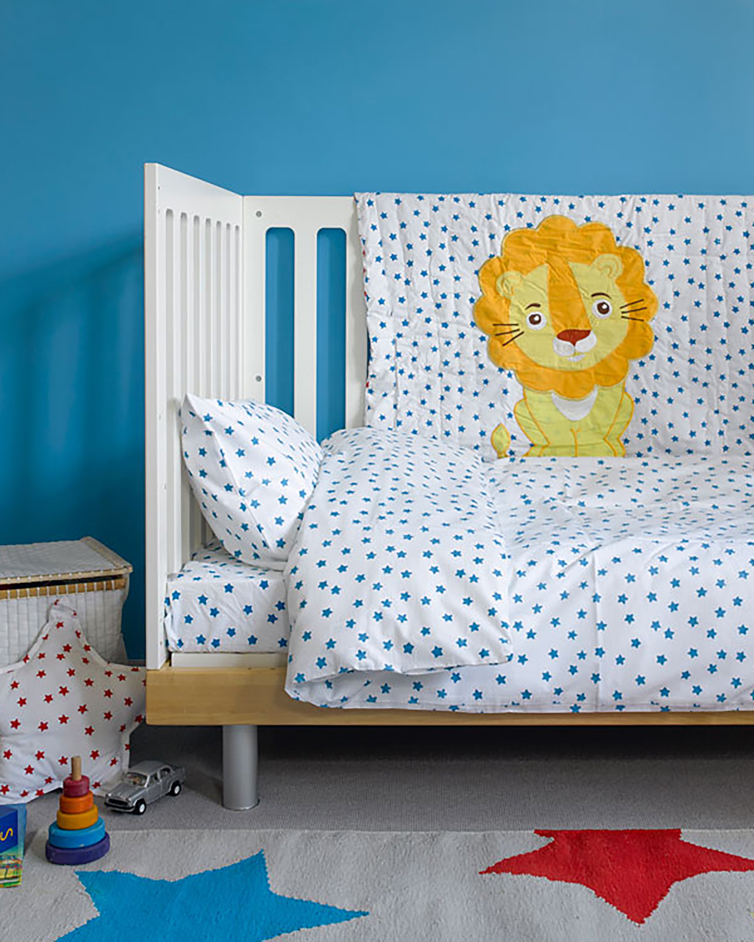 Blue star toddler cot bed duvet set