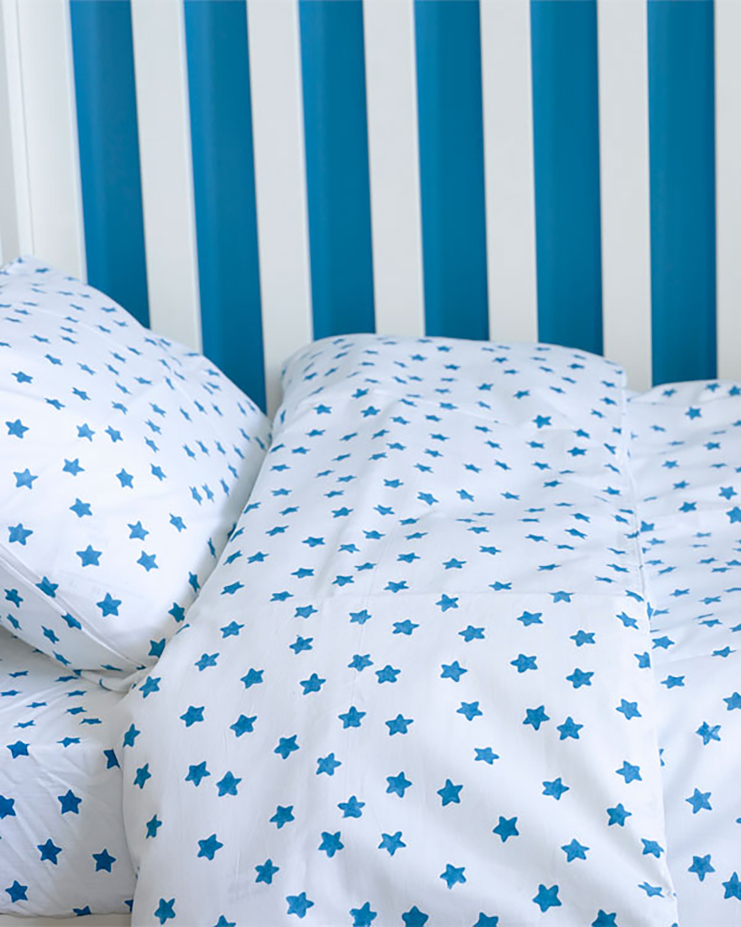 Blue star toddler cot bed duvet set