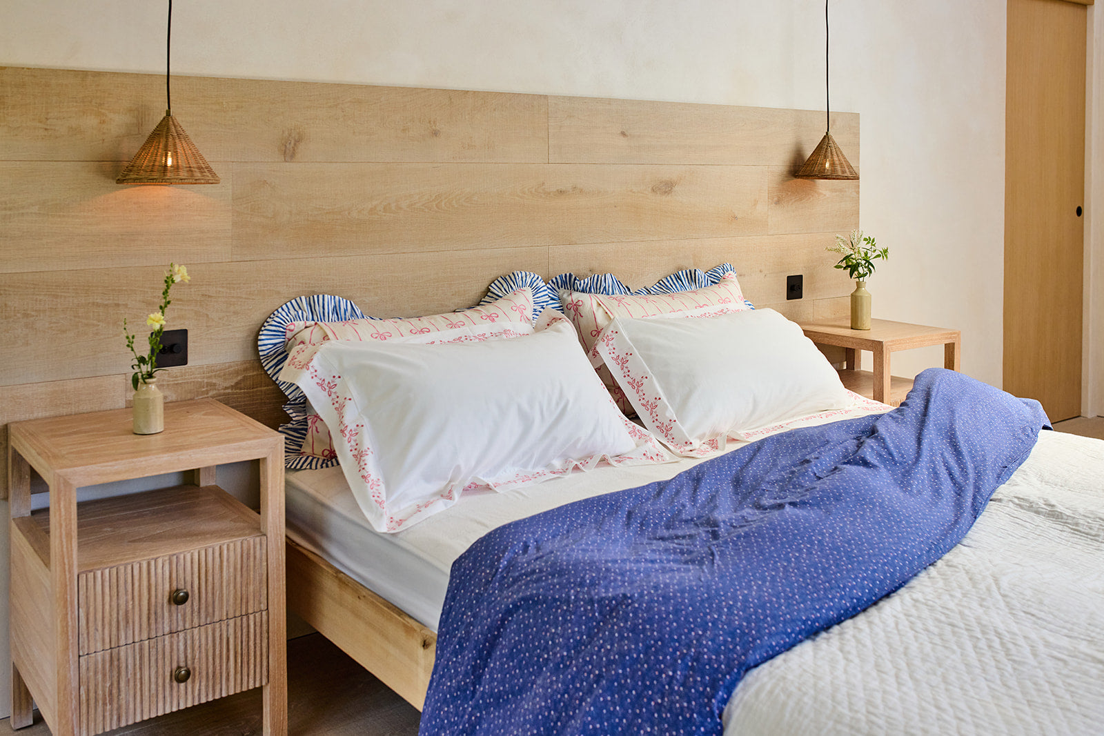Berry Leaf Pillowcases