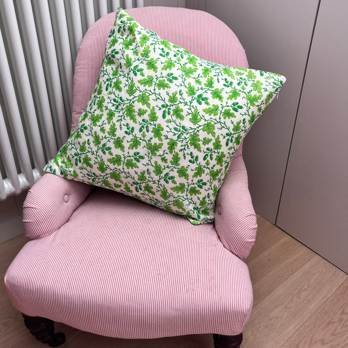 Oak Leaf Linen Cushion -  Green