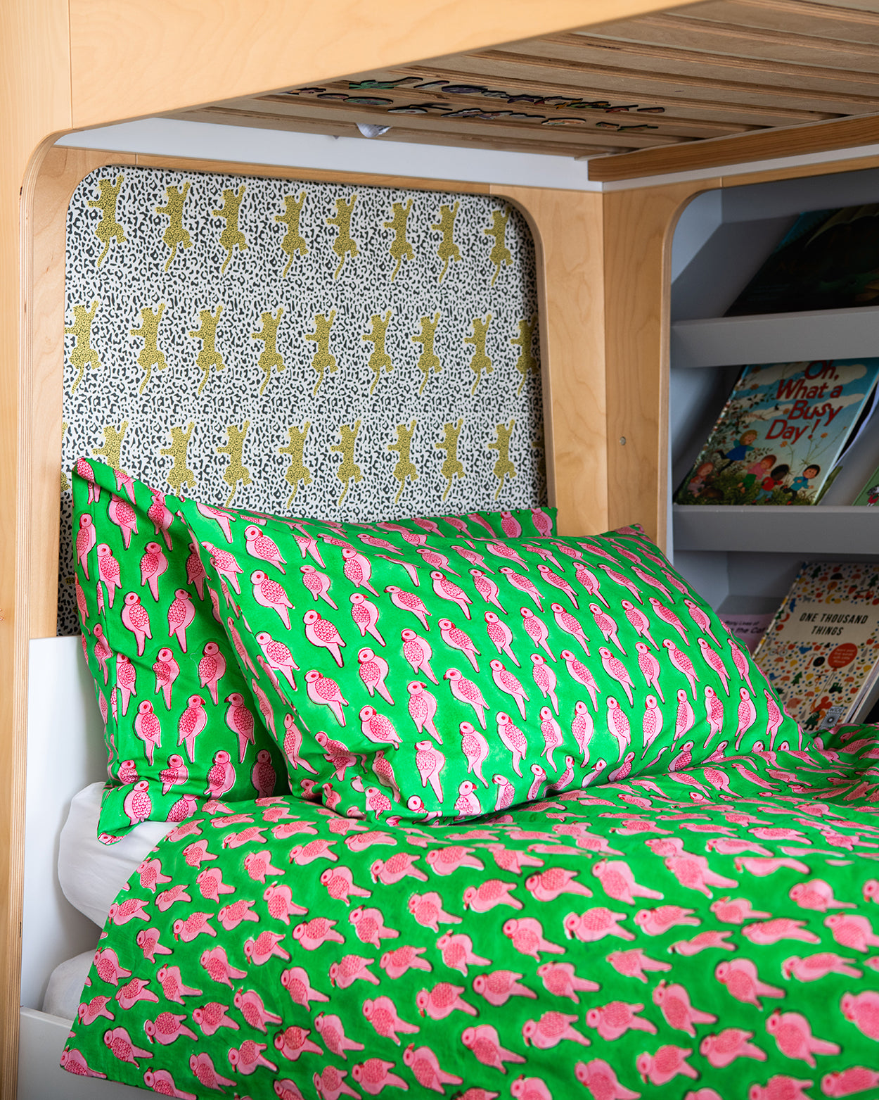 Parrot set of 2 pillowcases