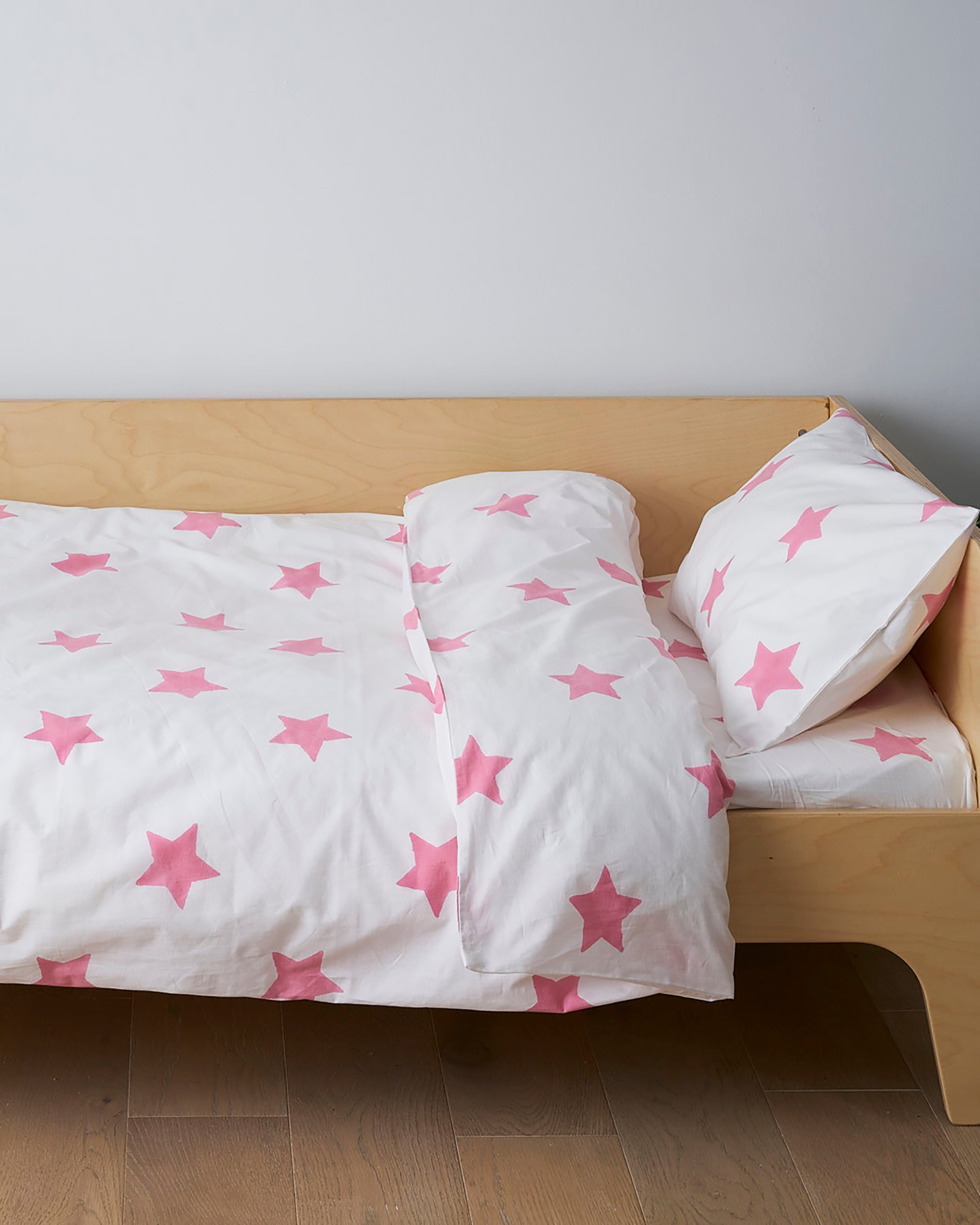 Pastel Pink Star toddler cot bed duvet set