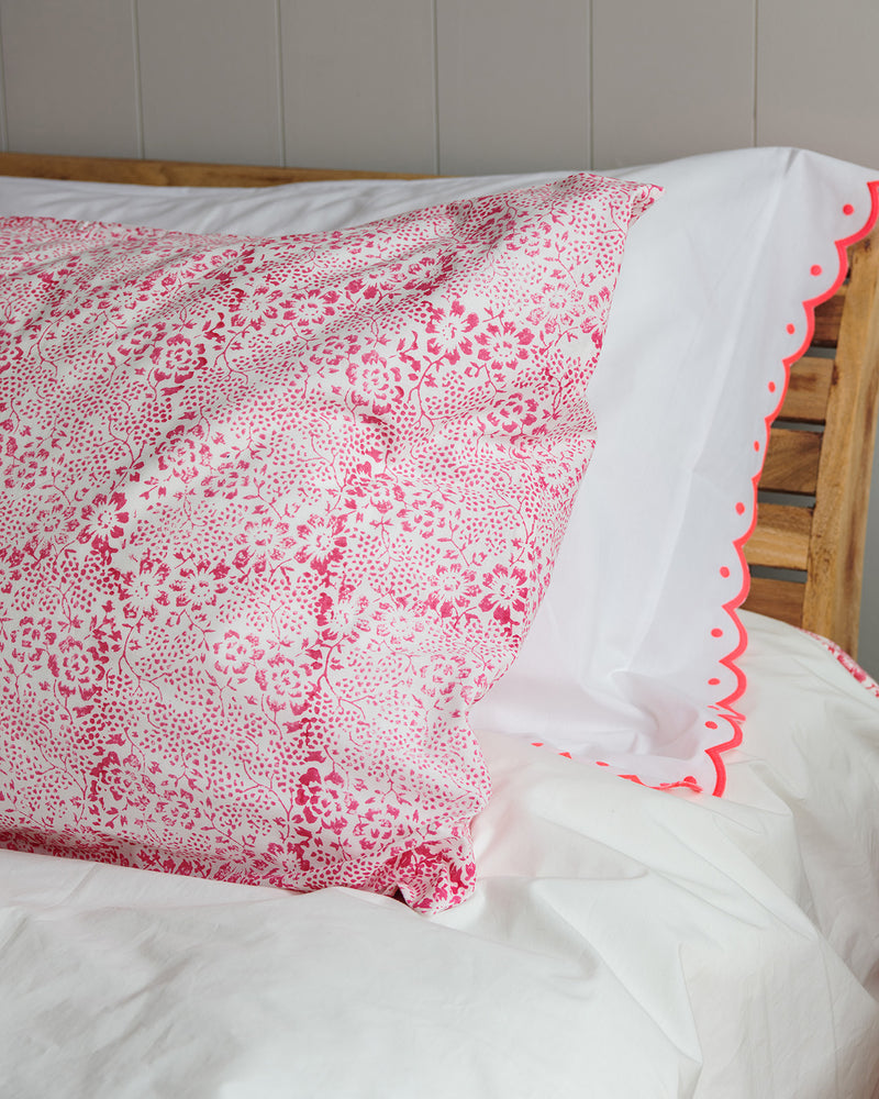 Fluro Pink Scallop bordered set of 2 pillowcases