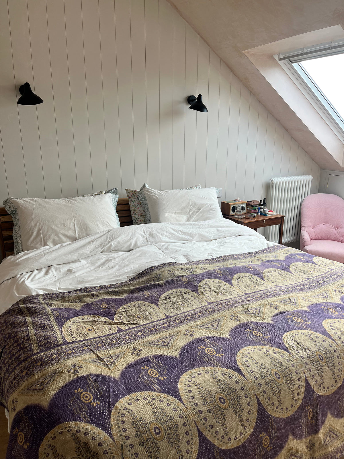 Turquoise Floral with purple scallop Reverse Kantha quilt