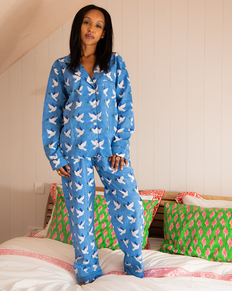 Dove adult pyjamas