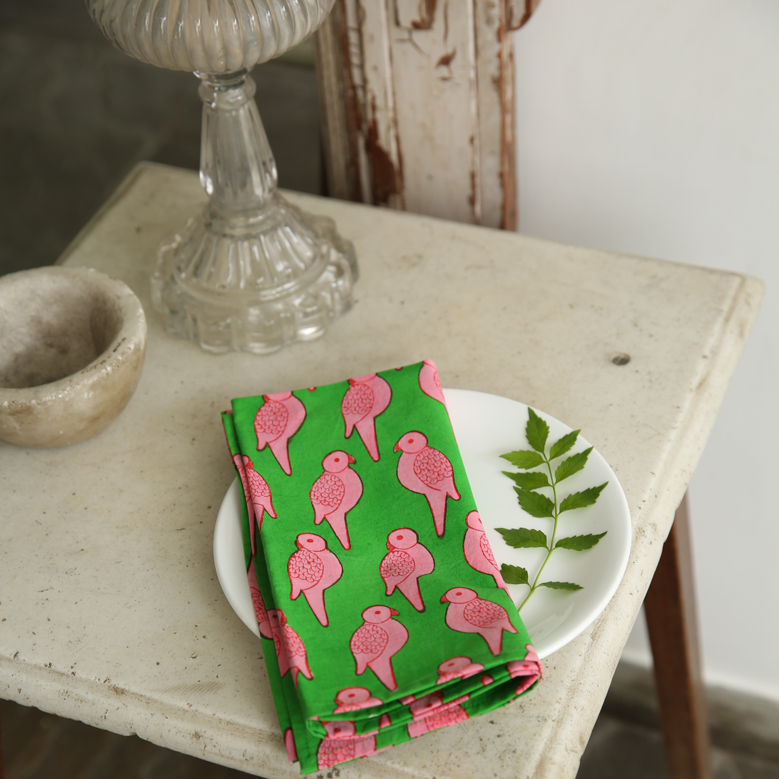 Pink Parrot napkins - set of 6