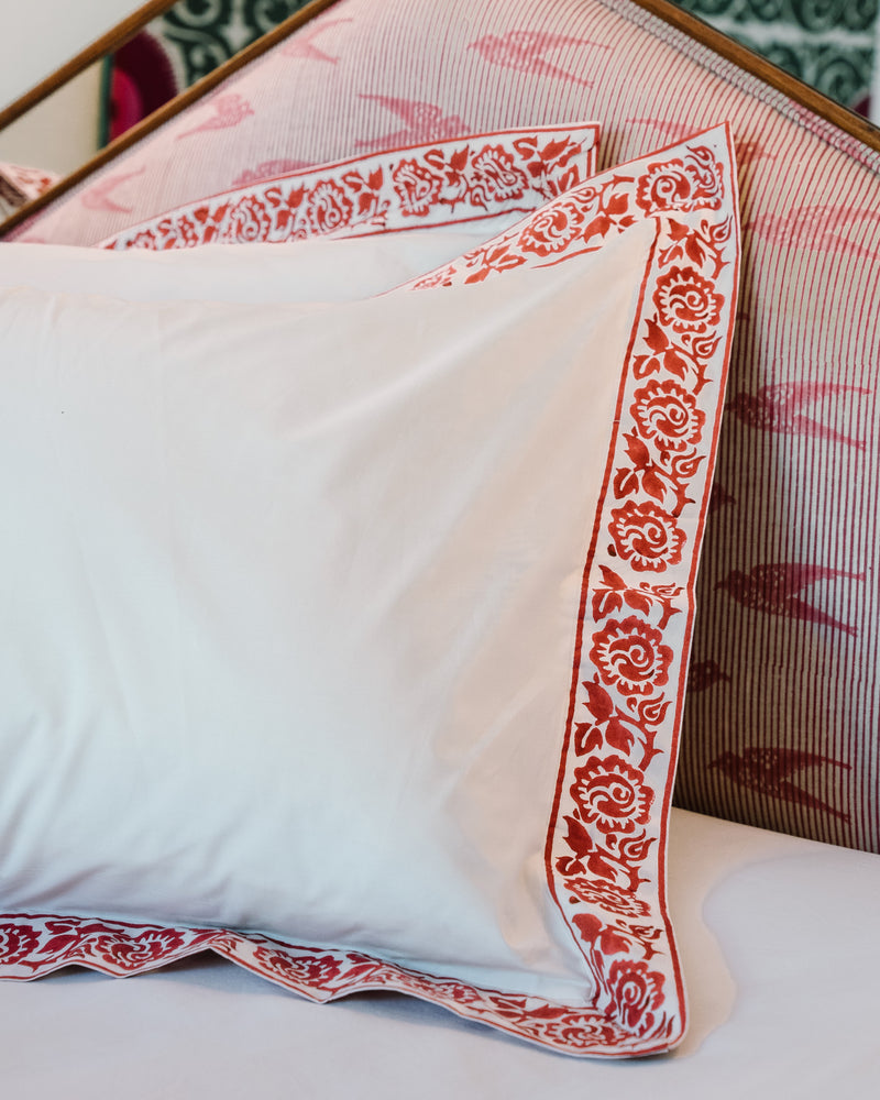 Red Rose bordered set of 2 pillowcases